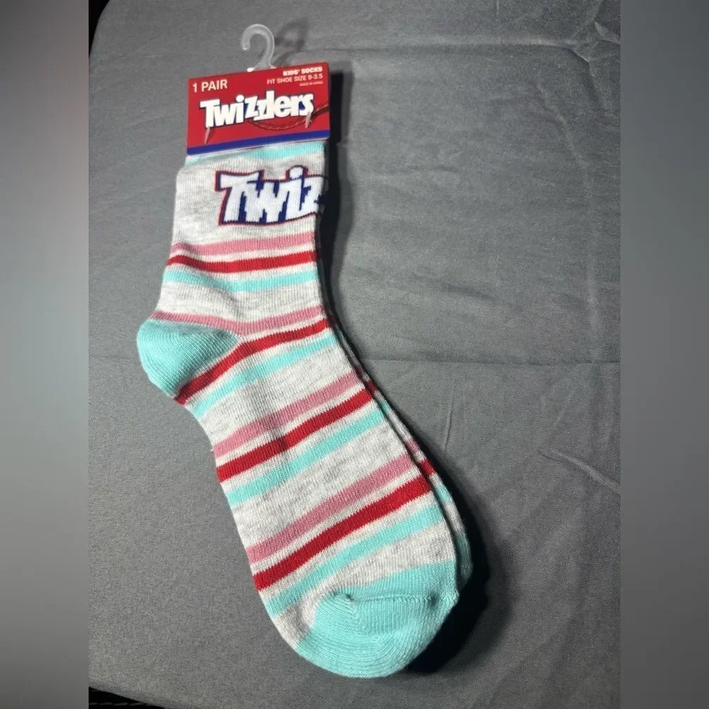2 pc New Twizzlers Novelty Bundle NWT